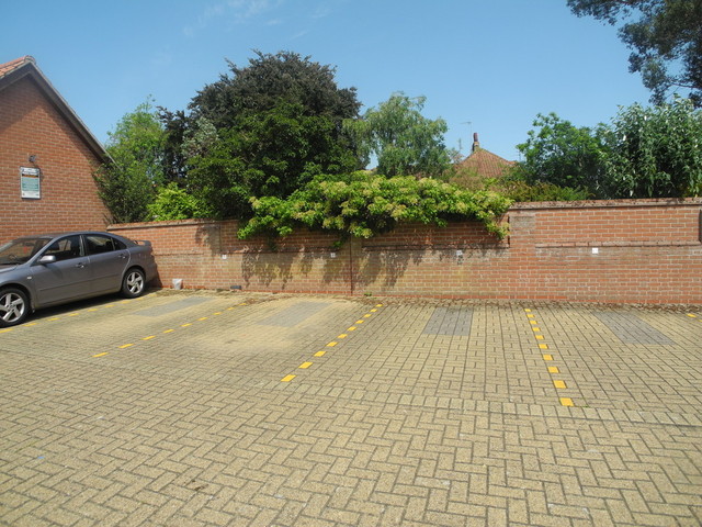  Image of 2 bedroom Ground Flat for sale in Temperance Place Blyburgate Beccles NR34 at Blyburgate  Beccles, NR34 9TH