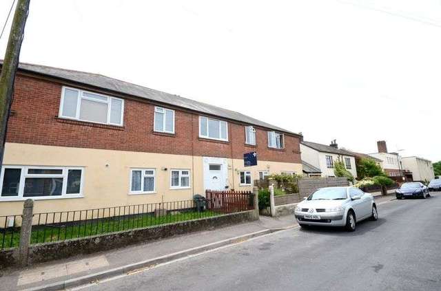  Image of 2 bedroom Flat to rent in Boscombe Grove Road Boscombe Bournemouth BH1 at 26 Boscombe Grove Road Springborne Bournemouth, BH1 4PD