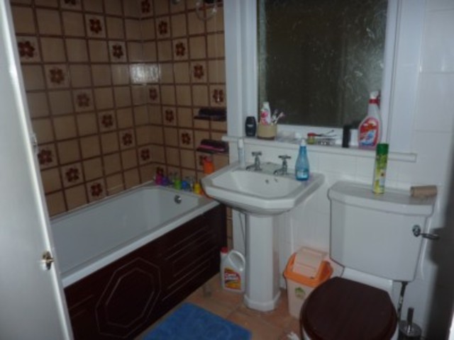  Image of 3 bedroom Detached house to rent in Boundary Road London E13 at Boundary Road Plaistow London, E13 9QF