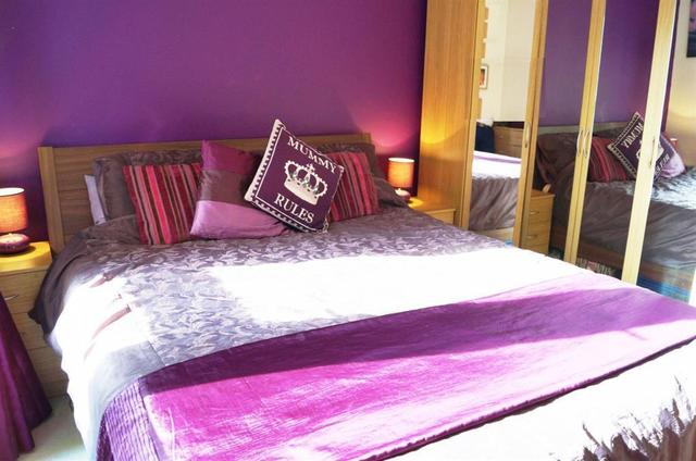  Image of 2 bedroom Flat for sale in Brent Lea Brentford TW8 at Brentford Middlesex Brentford, TW8 8HY