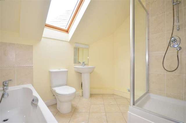  Image of 3 bedroom Flat for sale in Britannia Way East Cowes PO32 at East Cowes Isle of Wight East Cowes, PO32 6UB