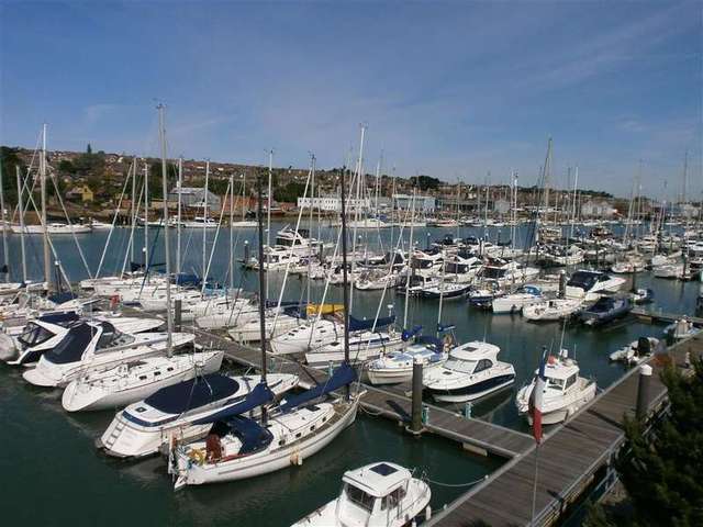  Image of 3 bedroom Flat for sale in Britannia Way East Cowes PO32 at East Cowes Isle of Wight East Cowes, PO32 6UB