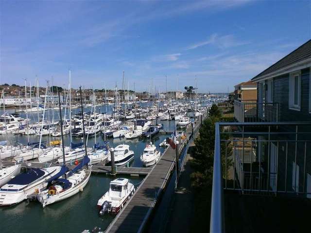  Image of 3 bedroom Flat for sale in Britannia Way East Cowes PO32 at East Cowes Isle of Wight East Cowes, PO32 6UB