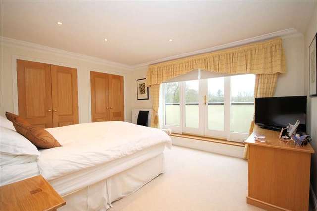  Image of 3 bedroom Flat for sale in Brockley Hill Stanmore HA7 at Brockley Hill Stanmore Stanmore, HA7 4LN