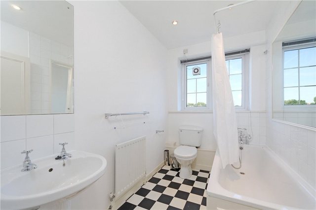  Image of 4 bedroom Property to rent in Harwood Road London SW6 at Broxholme House  Harwood Road, SW6 4AA