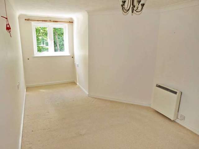  Image of 1 bedroom Retirement Property for sale in Harbour Road Portishead Bristol BS20 at Harbour Road  Portishead, BS20 7JH