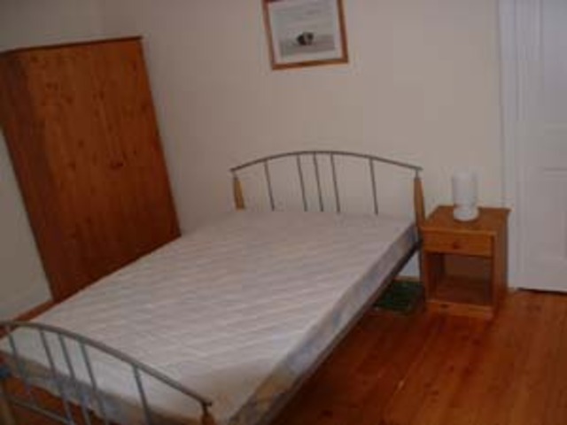  Image of 1 bedroom Flat to rent in Buccleuch Street Edinburgh EH8 at Newington Edinburgh Edinburgh, EH8 9NQ