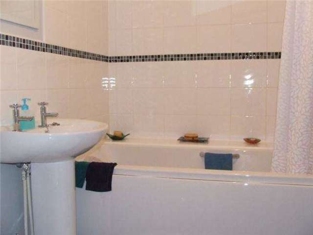 Image of 2 bedroom Terraced house to rent in Cabot Close Saltash PL12 at Cabot Close  SALTASH, PL12 4TB
