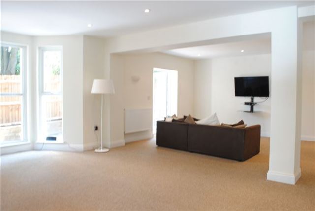  Image of 8 bedroom End of Terrace for sale in Cambridge Road Hastings TN34 at East Sussex, TN34 1EP