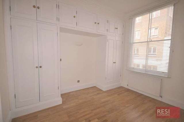  Image of 1 bedroom Flat to rent in Campden Hill Gardens London W8 at Campden Hill Gardens  London, W8 7AX