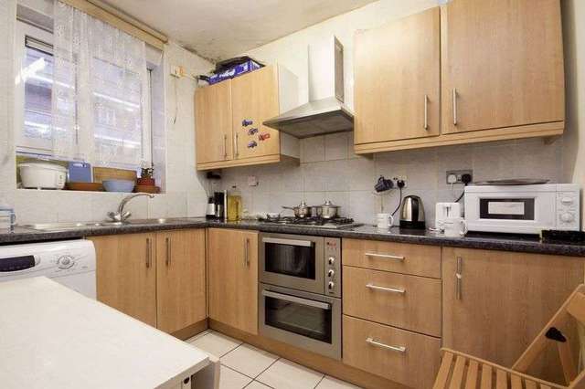  Image of 2 bedroom Flat for sale in Brooke Road London E5 at Brooke Road  London, E5 8AS