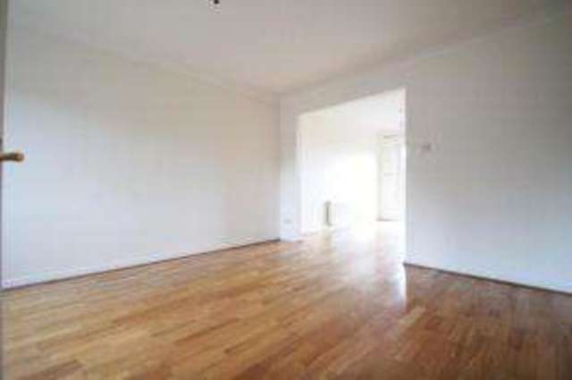  Image of 3 bedroom End of Terrace for sale in Carntyne Grove Glasgow G32 at Carntyne Glasgow Shettleston, G32 6LZ