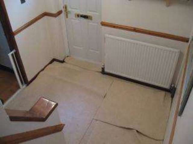  Image of 3 bedroom Semi-Detached house for sale in Catsbrook Road Luton LU3 at Luton Bedfordshire Limbury, LU3 2ET