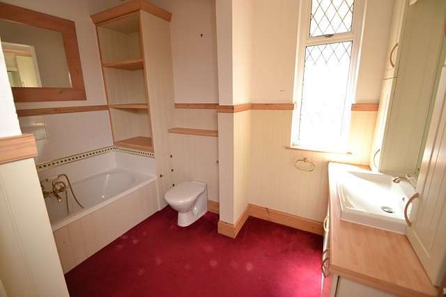  Image of 3 bedroom Detached house for sale in Hursley Road Chandler