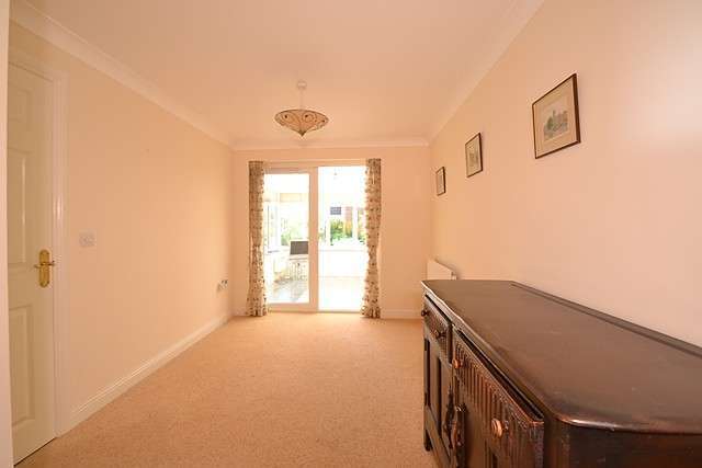  Image of 4 bedroom Detached house for sale in Cuckoo Bushes Lane Chandler