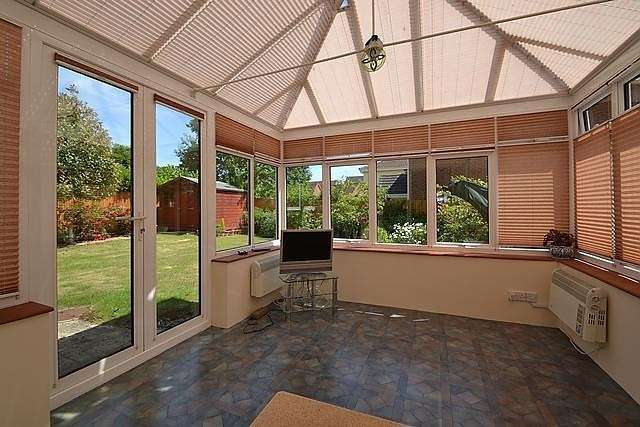  Image of 4 bedroom Detached house for sale in Cuckoo Bushes Lane Chandler