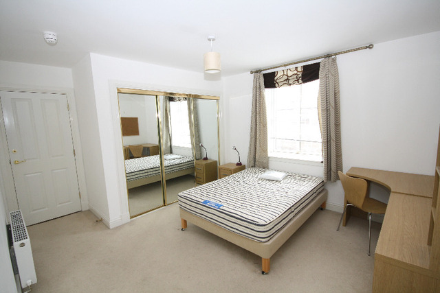  Image of 4 bedroom Town House to rent in Chandlers Lane Dundee DD1 at City Centre Dundee Dundee, DD1 3DH