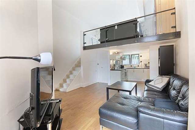  Image of 1 bedroom Flat to rent in Mason Street London SE17 at London, SE17 1HF