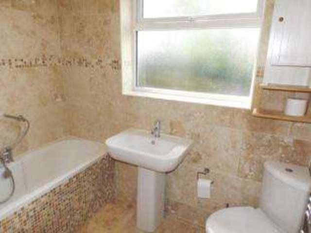  Image of 4 bedroom Bungalow for sale in Chelmorton Buxton SK17 at Buxton Derbyshire Chelmorton, SK17 9SL