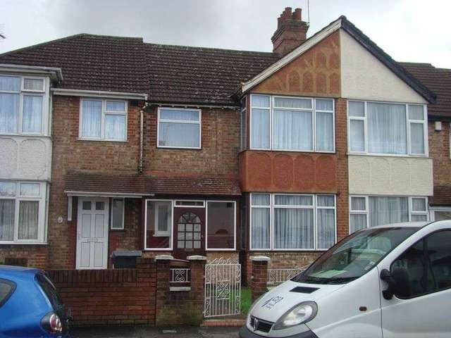  Image of 4 bedroom Terraced house to rent in Frances Road London E4 at Frances Road  London, E4 9DH