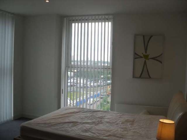  Image of 2 bedroom Apartment to rent in The Quays Salford M50 at The Quays  Salford, M50 3TS