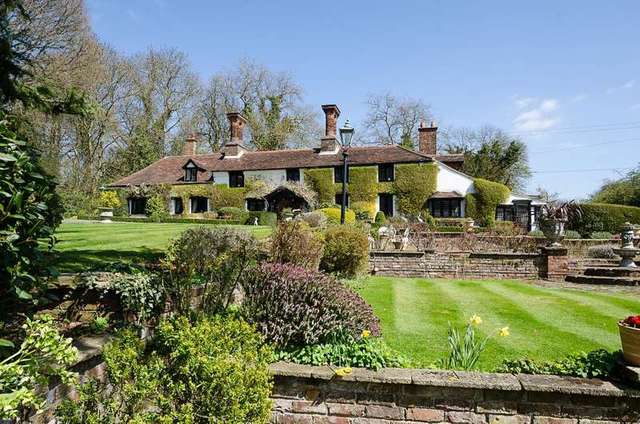  Image of 7 bedroom Flat for sale in Clamp Hill Stanmore HA7 at Stanmore Middlesex Stanmore, HA7 3JQ