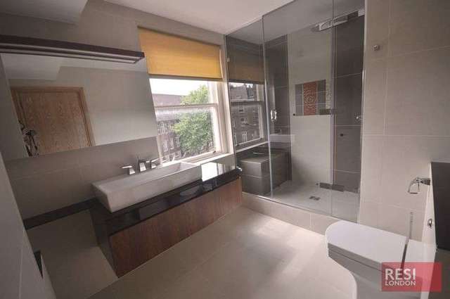  Image of 2 bedroom Flat to rent in Clarence Terrace London NW1 at Clarence Terrace  London, NW1 4RD