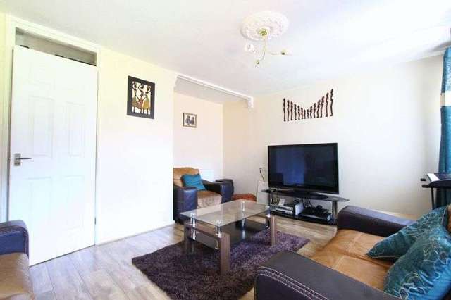  Image of 3 bedroom Terraced house for sale in Clarendon Street Hull HU3 at Clarendon Street  Hull, HU3 1AT