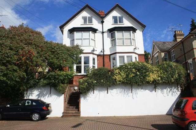  Image of 1 bedroom Flat to rent in London Road High Wycombe HP11 at London Road  High Wycombe, HP11 1BT