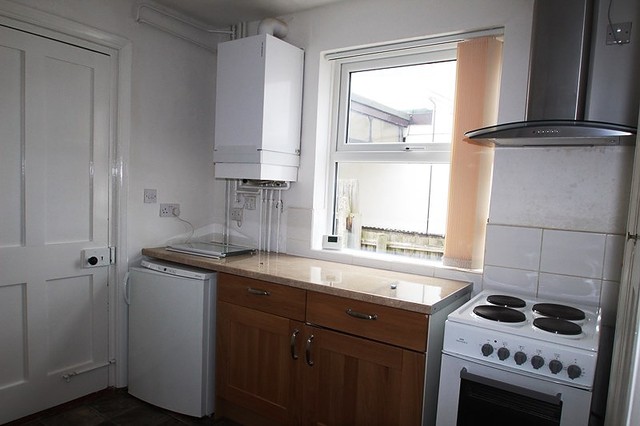  Image of 3 bedroom Detached house to rent in Coldhams Lane Cherry Hinton Cambridge CB1 at Cambridge, CB1 3JR