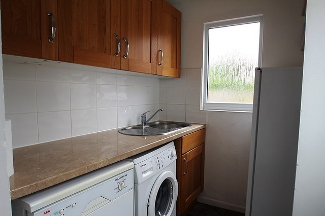  Image of 3 bedroom Detached house to rent in Coldhams Lane Cherry Hinton Cambridge CB1 at Cambridge, CB1 3JR