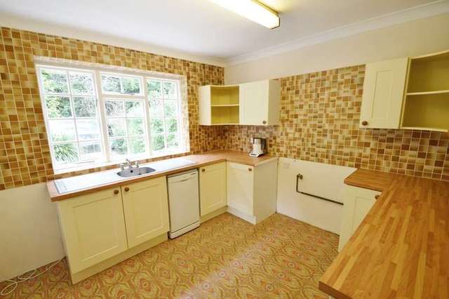  Image of 2 bedroom Detached house to rent in Haslop Road Wimborne BH21 at Haslop Road  Wimborne, BH21 2SG
