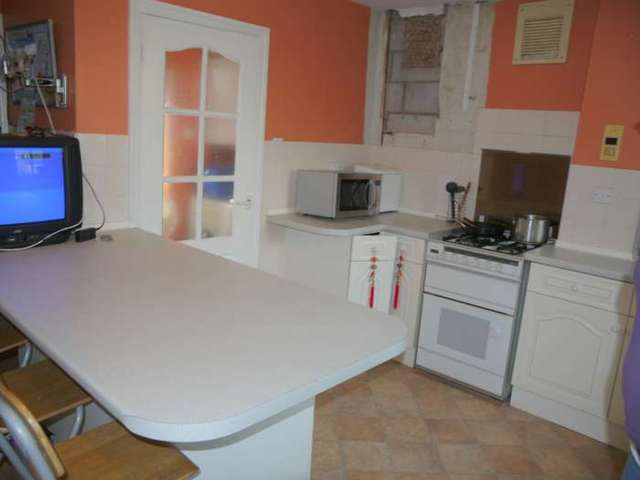  Image of 1 bedroom House Share to rent in Crampton Drive Hale Barns Altrincham WA15 at Crampton Drive Halebarns Altrincham, WA15 0HH