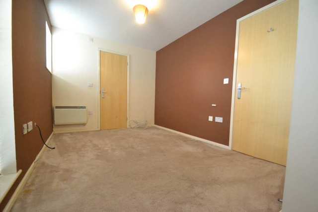  Image of 2 bedroom Flat to rent in Douglas Road Stanwell Staines TW19 at Douglas Road  London, TW19 7JD