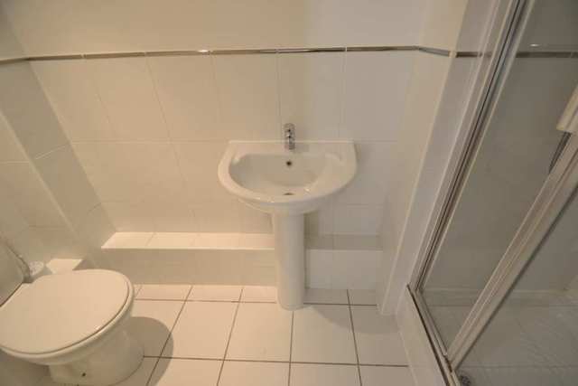  Image of 2 bedroom Flat to rent in Douglas Road Stanwell Staines TW19 at Douglas Road  London, TW19 7JD