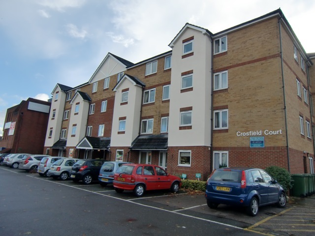  Image of 1 bedroom Apartment to rent in Lower High Street Watford WD17 at Crosfield Court 244-248 High Street Watford, WD17 2DB