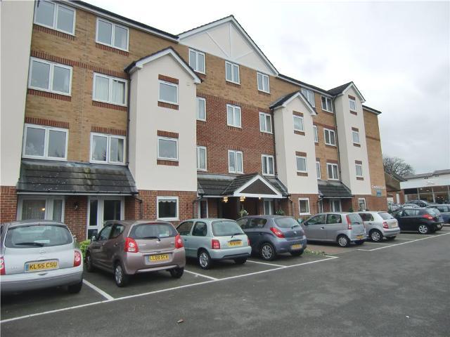 Image of 1 bedroom Apartment to rent in Lower High Street Watford WD17 at Crosfield Court 244-248 High Street Watford, WD17 2DB