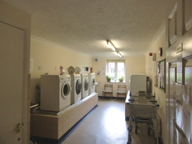  Image of 1 bedroom Apartment to rent in Lower High Street Watford WD17 at Crosfield Court 244-248 High Street Watford, WD17 2DB