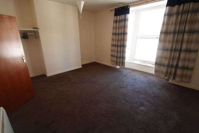  Image of 1 bedroom Flat to rent in Cross Street Willenhall WV13 at 33 Cross Street  Willenhall, WV13 1PG