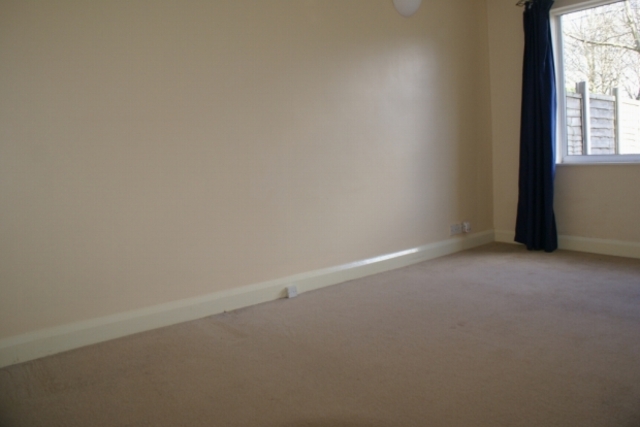  Image of 1 bedroom Apartment to rent in Pendas Way Crossgates Leeds LS15 at PENDAS WAY CROSSGATES LEEDS, LS15 8HX