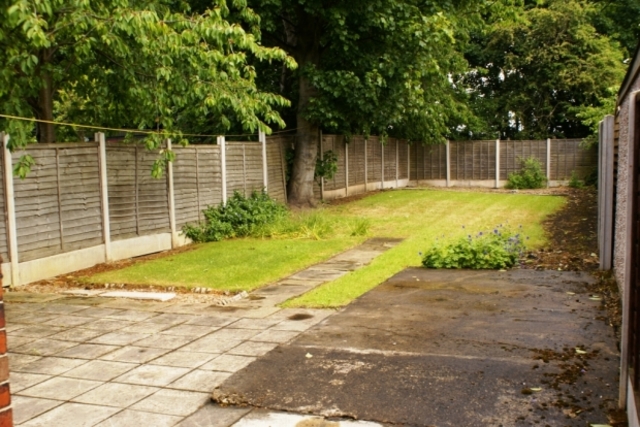  Image of 1 bedroom Apartment to rent in Pendas Way Crossgates Leeds LS15 at PENDAS WAY CROSSGATES LEEDS, LS15 8HX