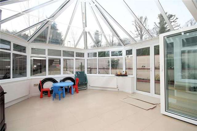  Image of 4 bedroom Detached house for sale in Culverlands Close Stanmore HA7 at Stanmore Middlesex Stanmore, HA7 3AG