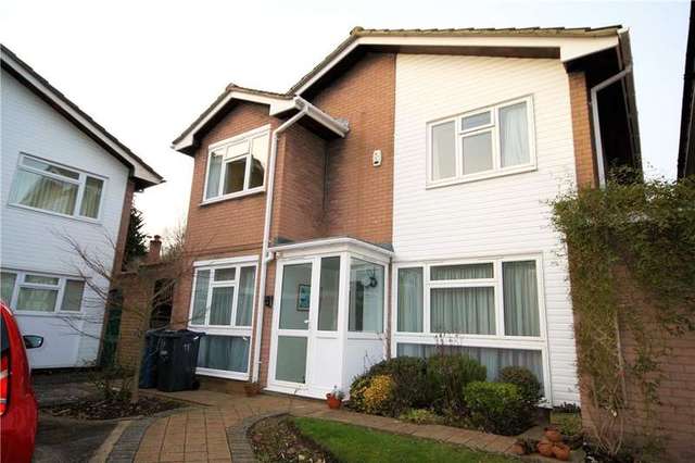  Image of 4 bedroom Detached house for sale in Culverlands Close Stanmore HA7 at Stanmore Middlesex Stanmore, HA7 3AG
