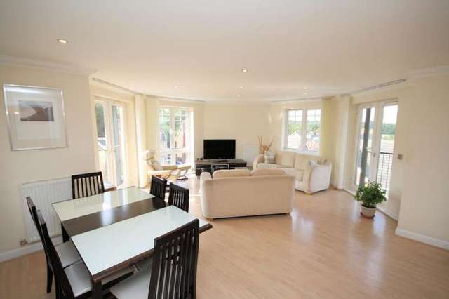  Image of 3 bedroom Flat for sale in Brightwen Grove Stanmore HA7 at Brightwen Grove Stanmore Stanmore, HA7 4WY