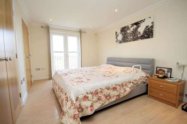  Image of 3 bedroom Flat for sale in Brightwen Grove Stanmore HA7 at Brightwen Grove Stanmore Stanmore, HA7 4WY