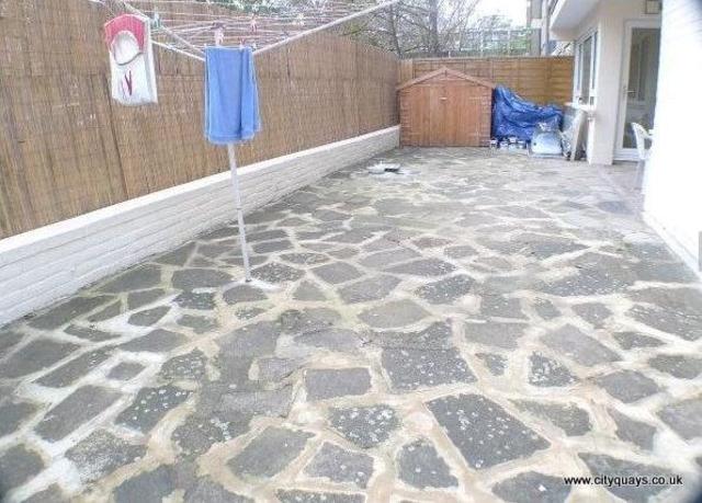  Image of 1 bedroom House Share to rent in Dacca Street London SE8 at Deptford, SE8 3LH