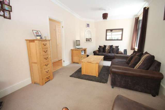  Image of 2 bedroom Bungalow for sale in Danson Lane Welling DA16 at Danson Lane  Welling, DA16 2BE