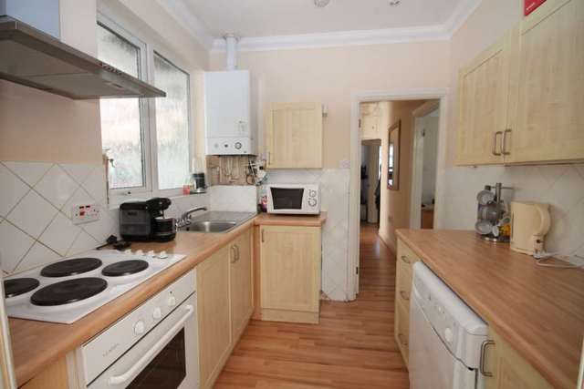  Image of 2 bedroom Bungalow for sale in Danson Lane Welling DA16 at Danson Lane  Welling, DA16 2BE