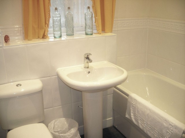  Image of 2 bedroom Apartment to rent in Burdock Court Maidstone ME16 at Maidstone, ME16 0GJ