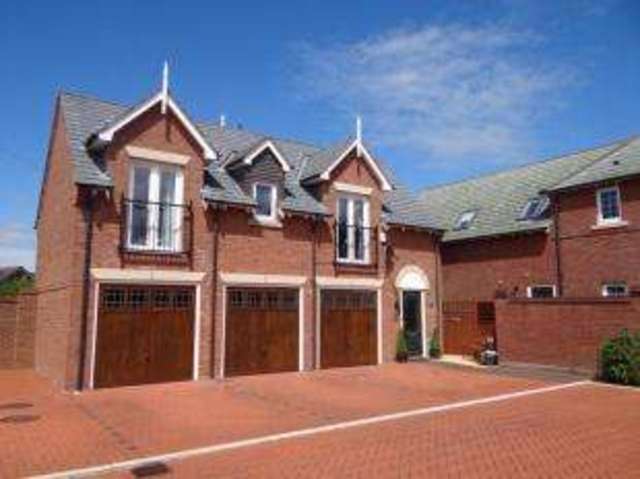  Image of 2 bedroom Flat for sale in Dorchester Avenue Walton-Le-Dale Preston PR5 at Walton-le-Dale Preston Walton-le-Dale, PR5 4PE